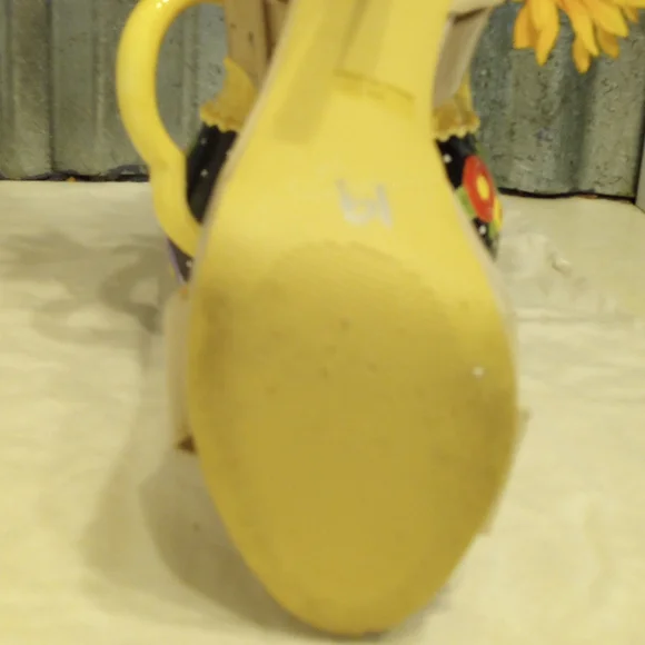 Penny Loves Kenny Heels - Picture 10 of 11